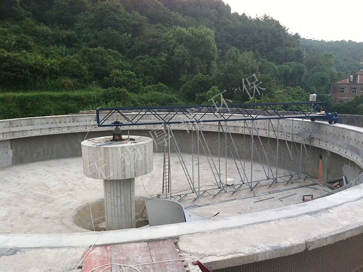 福建汙水廠-刮泥機